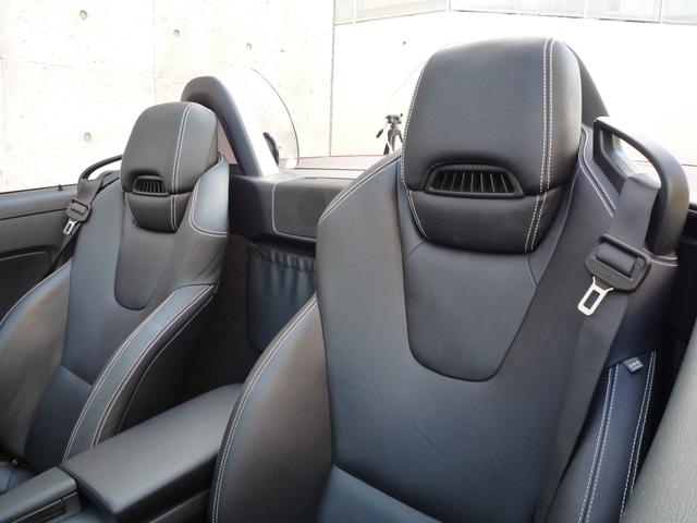 ＳＬＫ ＳＬＫ２００ブルーエフィシェンシー　ＭＴ　ブラックレザーシート　６速ＭＴ　純正ナビ・ＴＶ　Ｂカメラ　シートヒーター　電動オープン　１７インチＡＷ　ＥＴＣ（28枚目）