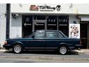 VOLVO 240