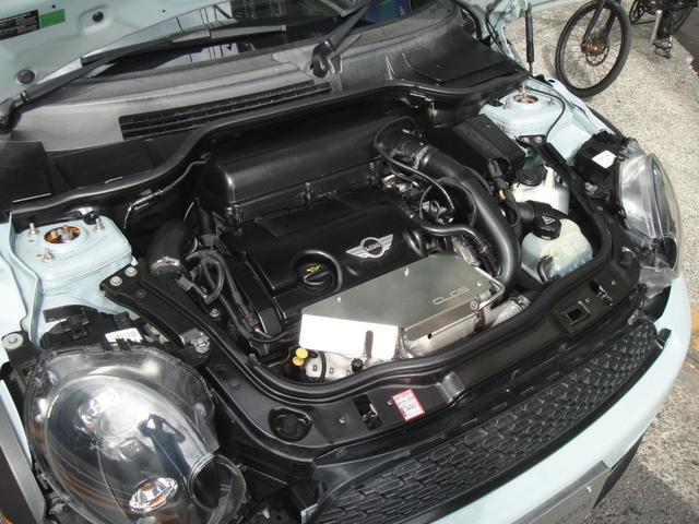 ＭＩＮＩ クーパーＳ　クラブマン　６ＭＴ　車高調　追加メーター（10枚目）