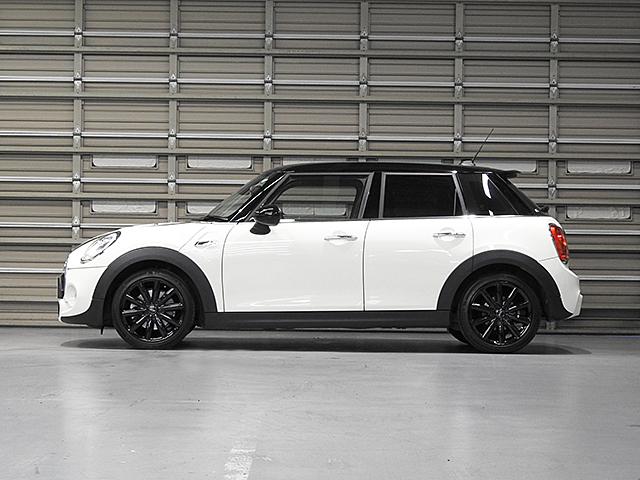 クーパーSD ACC パドル付JCWステアリング 認定中古車(7枚目)