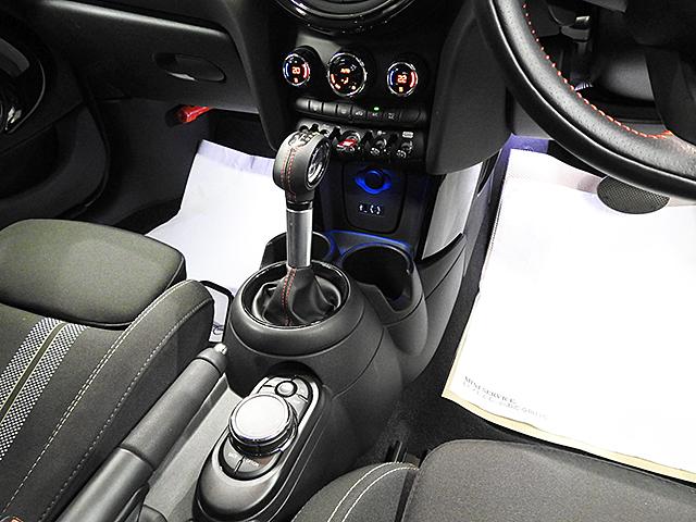 クーパーSD ACC パドル付JCWステアリング 認定中古車(23枚目)
