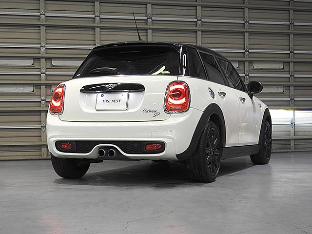 クーパーSD ACC パドル付JCWステアリング 認定中古車(31枚目)