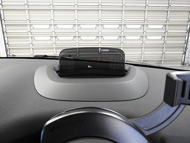 ジョンクーパーワークス クロスオーバー ACC 電動サンルーフ アディショナルライト 認定中古車(31枚目)