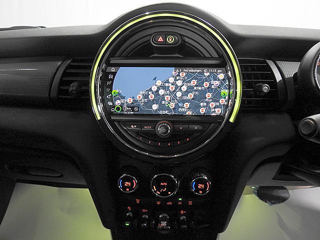 クーパーD 後期型 ドライビングアシスト SOSコール リアカメラ 駐車アシスト 前後障害物センサー コンフォートアクセス LED ワンオーナー 禁煙 認定中古車(17枚目)