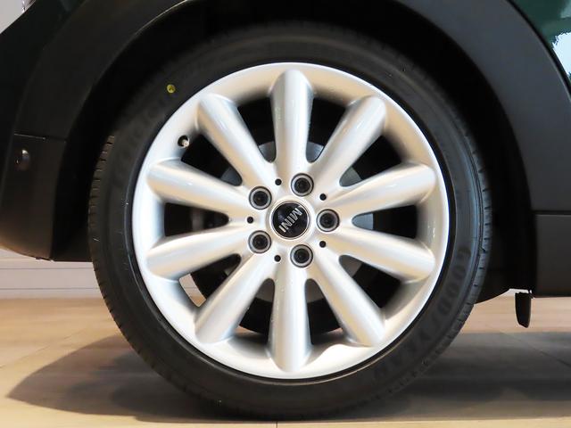 ＭＩＮＩ クーパーＳ　禁煙車　衝突軽減ブレーキ　前車接近警告　ＡＣＣ　ＨＤＤナビ　バックカメラ　パーキングアシスト　ＥＴＣ２．０　スマートキー　ＭＴモード付ＡＴ　ＬＥＤヘッドライト（13枚目）