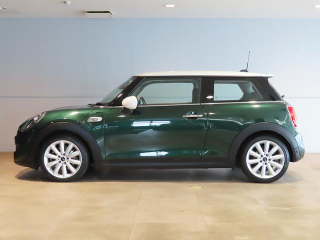 ＭＩＮＩ クーパーＳ　禁煙車　衝突軽減ブレーキ　前車接近警告　ＡＣＣ　ＨＤＤナビ　バックカメラ　パーキングアシスト　ＥＴＣ２．０　スマートキー　ＭＴモード付ＡＴ　ＬＥＤヘッドライト（21枚目）