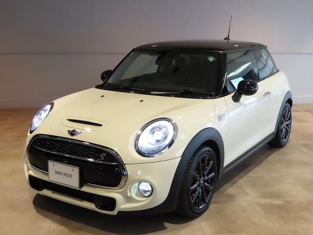 ＭＩＮＩ クーパーＳ　禁煙車　パドルシフト　ドライブモード　ＨＤＤナビ　バックカメラ　ＥＴＣ２．０　ＭＴモード付ＡＴ　ＬＥＤヘッドライト　ユニオンジャックテールランプ（23枚目）