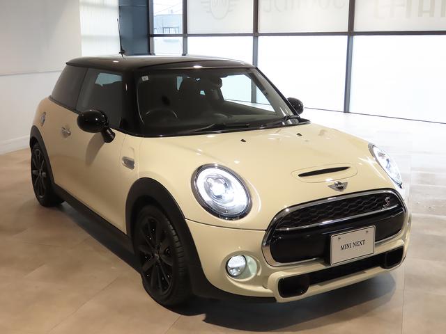 ＭＩＮＩ クーパーＳ　禁煙車　パドルシフト　ドライブモード　ＨＤＤナビ　バックカメラ　ＥＴＣ２．０　ＭＴモード付ＡＴ　ＬＥＤヘッドライト　ユニオンジャックテールランプ（24枚目）