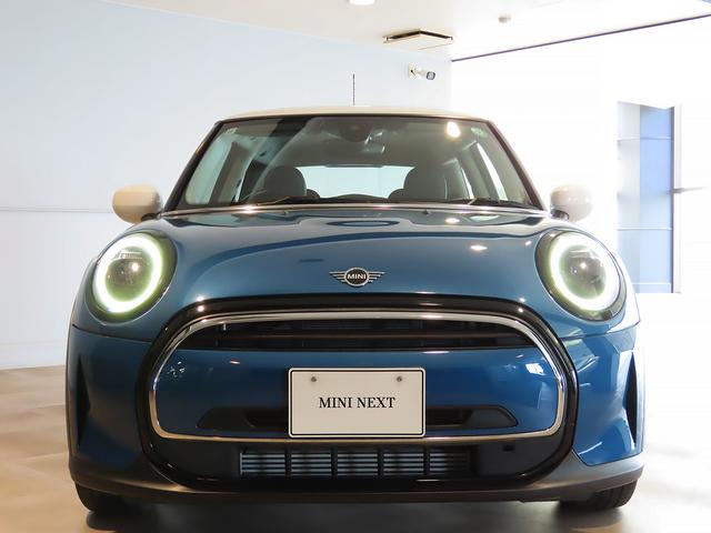 ＭＩＮＩ クーパー　禁煙車　衝突軽減ブレーキ　前車接近警告　ＨＤＤナビ　バックカメラ　シートヒーター　障害物センサー　スマートキー　ＥＴＣ　ＭＴモード付ＡＴ　ドライブモード（15枚目）