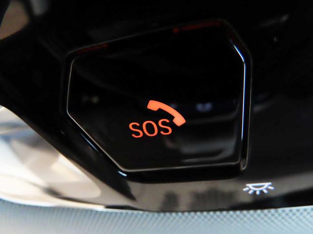 ＭＩＮＩ クーパーＣ　クラシック・トリム　禁煙車　クラッシックトリム　純正ナビ　ステアリングヒーター　事故回避ステアリング　パーキングアシスト　ＥＴＣ２．０　有機ＥＬセンターディスプレイ　ヘッドアップディスプレイ（22枚目）