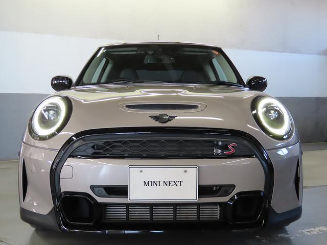 ＭＩＮＩ クーパーＳ　禁煙車　ＡＣＣ　衝突軽減ブレーキ　前車接近警告　障害物センサー　ＨＤＤナビ　バックカメラ　パーキングアシスト　シートヒーター　ＬＥＤヘッドライト　ＥＴＣ２．０（15枚目）
