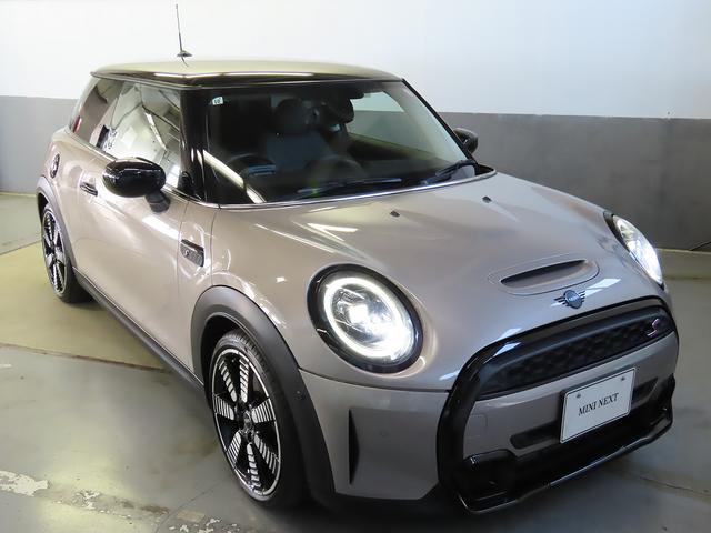 ＭＩＮＩ クーパーＳ　禁煙車　ＡＣＣ　衝突軽減ブレーキ　前車接近警告　障害物センサー　ＨＤＤナビ　バックカメラ　パーキングアシスト　シートヒーター　ＬＥＤヘッドライト　ＥＴＣ２．０（25枚目）