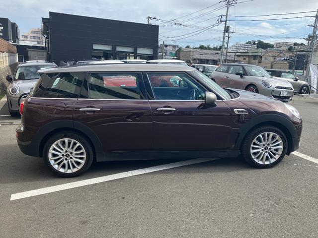 ＭＩＮＩ クーパーＤ　クラブマン　禁煙車　ＡＣＣ　衝突軽減ブレーキ　前車接近警告　障害物センサー　ＨＤＤナビ　バックカメラ　ＥＴＣ２．０　スマートキー　ＬＥＤヘッドライト　ＭＴモード付ＡＴ（5枚目）