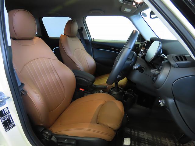 ＭＩＮＩ クーパーＤ　クラシック・トリム　禁煙車　衝突軽減ブレーキ　前車接近警告　ＨＤＤナビ　バックカメラ　ＥＴＣ　スマートキー　ＬＥＤヘッドライト　ＭＴモード付ＡＴ　ドライブモード（2枚目）
