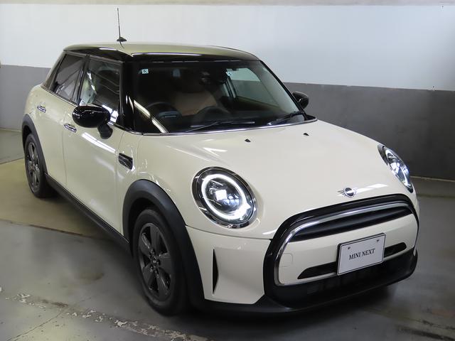 ＭＩＮＩ クーパーＤ　クラシック・トリム　禁煙車　衝突軽減ブレーキ　前車接近警告　ＨＤＤナビ　バックカメラ　ＥＴＣ　スマートキー　ＬＥＤヘッドライト　ＭＴモード付ＡＴ　ドライブモード（26枚目）