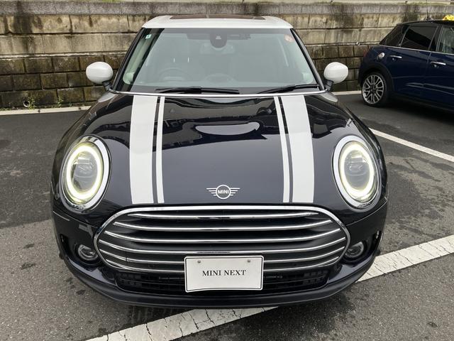 MINI クーパーD クラブマン クラシック・トリム パノラマサンルーフ ハーマンカードンスピーカー 禁煙車 衝突軽減ブレーキ 前車接近警告 障害物センサー アップルカープレイ バックカメラ ドライブモード パーキングアシスト(2枚目)