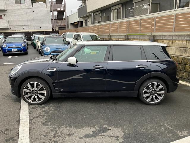 MINI クーパーD クラブマン クラシック・トリム パノラマサンルーフ ハーマンカードンスピーカー 禁煙車 衝突軽減ブレーキ 前車接近警告 障害物センサー アップルカープレイ バックカメラ ドライブモード パーキングアシスト(4枚目)