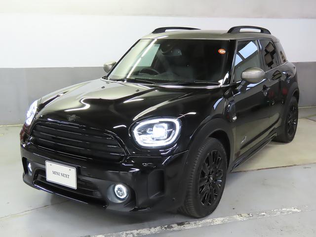 ＭＩＮＩ クーパーＤクロスオーバーオール４シャドーエディション　シャドーエディション　禁煙車　衝突軽減ブレーキ　前車接近警告　障害物センサー　ＨＤＤナビ　バックカメラ　ＡＣＣ　シートヒーター　キーレス　ＬＥＤヘッドライト　ＥＴＣ　ミュージックプレイヤー接続可（25枚目）
