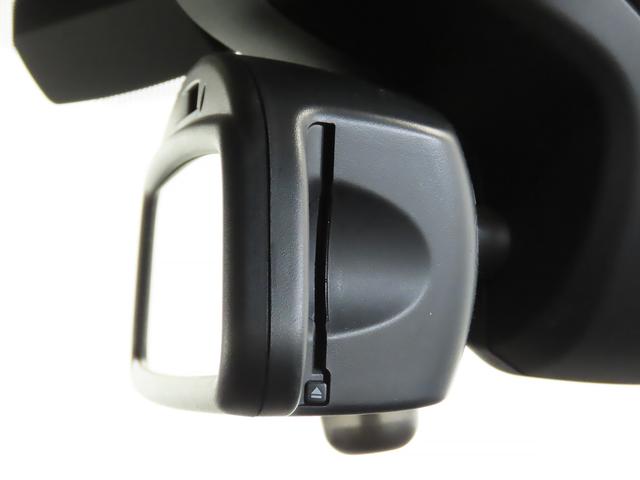 MINI クーパーS 禁煙車 本革シート シートヒーター ハーマンカードンスピーカー 衝突軽減ブレーキ 前車接近警告 ドライブモード HDDナビ バックカメラ LEDヘッドライト(18枚目)