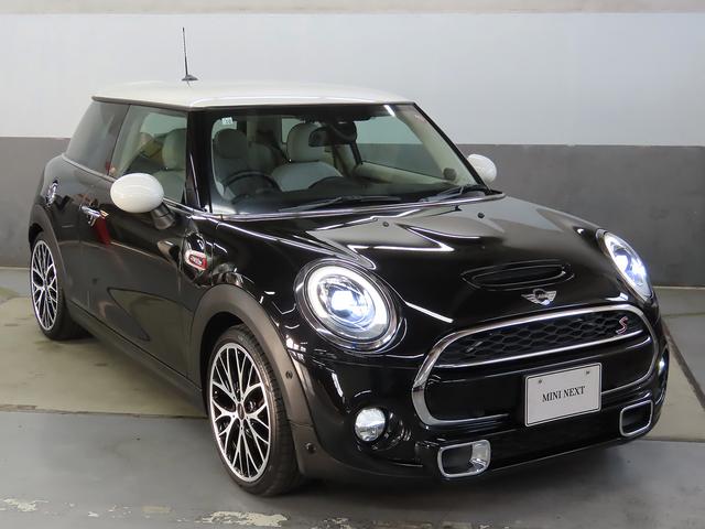 MINI クーパーS 禁煙車 本革シート シートヒーター ハーマンカードンスピーカー 衝突軽減ブレーキ 前車接近警告 ドライブモード HDDナビ バックカメラ LEDヘッドライト(26枚目)
