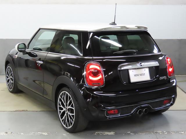 MINI クーパーS 禁煙車 本革シート シートヒーター ハーマンカードンスピーカー 衝突軽減ブレーキ 前車接近警告 ドライブモード HDDナビ バックカメラ LEDヘッドライト(28枚目)