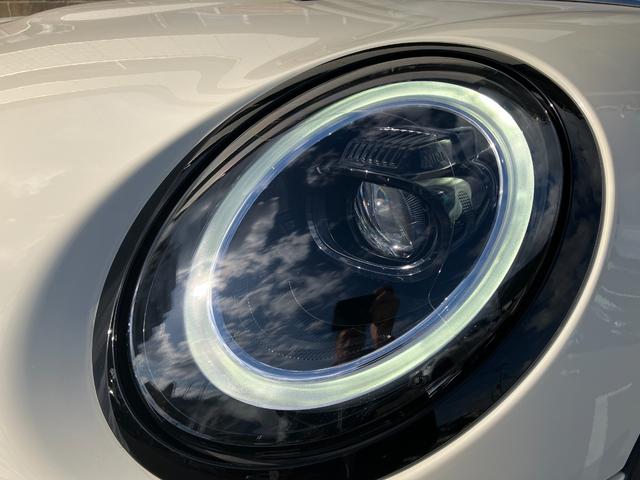 ＭＩＮＩ クーパーＳ　コンバーチブル　クラシック・トリム　禁煙車　モルトブラウンレザー　シートヒーター　衝突軽減ブレーキ　前車接近警告　アップルカープレイ　バックカメラ　スマートキー　ドライブモード　ＬＥＤヘッドライト　ＭＴモード付ＡＴ（16枚目）