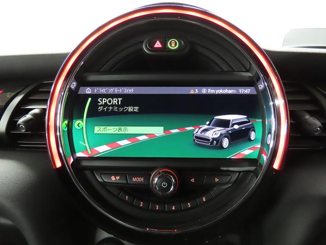 ＭＩＮＩ ジョンクーパーワークス　禁煙車　ＡＣＣ　衝突軽減ブレーキ　前車接近警告　パドルシフト　ヘッドアップディスプレイ　ＨＤＤナビ　バックカメラ　シートヒーター　パーキングアシスト（20枚目）