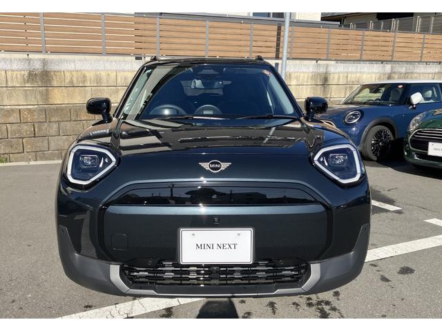 ＭＩＮＩ エースマンＥ　クラシック・トリム　禁煙車　衝突軽減ブレーキ　前車接近警告　ドライビングアシスト　パーキングアシスト　ＭＩＮＩナビゲーションシステム　パノラマビュー　ＬＥＤヘッドライト　ＥＴＣ２．０（2枚目）