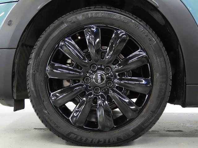 ＭＩＮＩ クーパＤクロスオバオル４プレミアム＋Ｐクラシクトリム　禁煙車　ＡＣＣ　衝突軽減ブレーキ　前車接近警告　ＨＤＤナビ　バックカメラ　シートヒーター　パーキングアシスト　ＥＴＣ２．０　スマートキー　ドライブモード（11枚目）