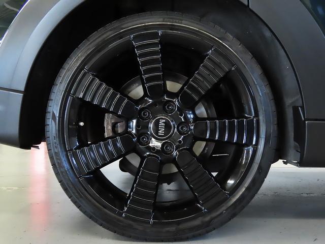 ＭＩＮＩ クーパー　レゾリュート・エディション　禁煙車　黒革シート　シートヒーター　衝突軽減ブレーキ　前車接近警告　パーキングアシスト　アップルカープレイ　バックカメラ　ドライブモード　ヘッドアップディスプレイ（14枚目）