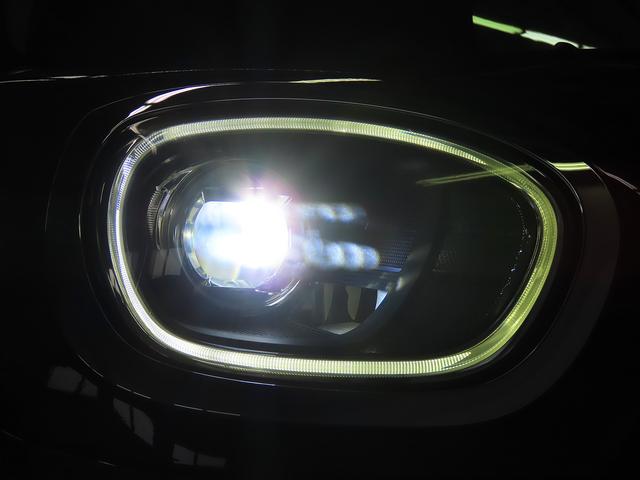 ＭＩＮＩ クーパーＤ　クロスオーバー　禁煙車　ＡＣＣ　衝突軽減ブレーキ　前車接近警告　ＨＤＤナビ　バックカメラ　電動リヤゲート　スマートキー　ＥＴＣ２．０　ＬＥＤヘッドライト　ＭＴモード付ＡＴ（16枚目）