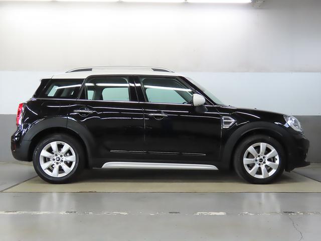 ＭＩＮＩ クーパーＤ　クロスオーバー　禁煙車　ＡＣＣ　衝突軽減ブレーキ　前車接近警告　ＨＤＤナビ　バックカメラ　電動リヤゲート　スマートキー　ＥＴＣ２．０　ＬＥＤヘッドライト　ＭＴモード付ＡＴ（23枚目）