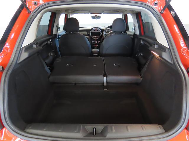 ＭＩＮＩ ヴィクトリア　禁煙車　ＨＤＤナビ　バックカメラ　キーレス　ＥＴＣ　ＬＥＤヘッドライト　ＭＴモード付ＡＴ（10枚目）