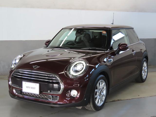 ＭＩＮＩ クーパー　バーガンディー　エディション　禁煙車　ＡＣＣ　衝突軽減ブレーキ　前車接近警告　障害物センサー　パーキングアシスト　ＨＤＤナビ　バックカメラ　スマートキー　ＬＥＤヘッドライト　ＭＴモード付ＡＴ（22枚目）