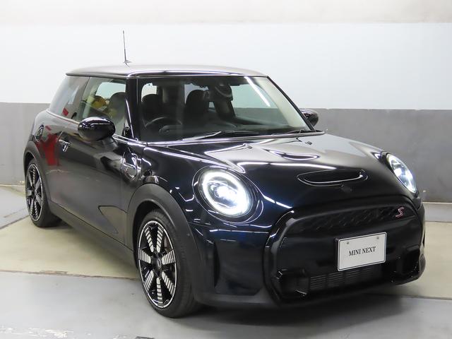 ＭＩＮＩ クーパーＳ　クラシック・トリム　禁煙車　衝突軽減ブレーキ　前車接近警告　ＨＤＤナビ　バックカメラ　シートヒーター　パーキングアシスト　スマートキー　障害物センサー　ドライブモード　ＬＥＤヘッドライト　ＭＴモード付ＡＴ（24枚目）