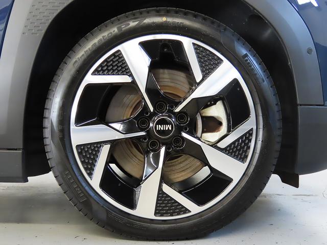 MINI エースマンSE クラシック・トリム 禁煙車 ACC 衝突軽減ブレーキ 前車接近警告 障害物センサー MINIナビゲーション 全周囲カメラ シートヒーター ステアリングヒーター パーキングアシスト ドライブモード(13枚目)