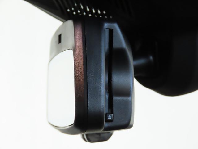 MINI エースマンSE クラシック・トリム 禁煙車 ACC 衝突軽減ブレーキ 前車接近警告 障害物センサー MINIナビゲーション 全周囲カメラ シートヒーター ステアリングヒーター パーキングアシスト ドライブモード(18枚目)