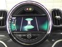 パーキングアシストパッケージ装備。縦列駐車サポート機能付き。