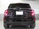 クーパーＤクロスオーバーオール４シャドーエディション　シャドーエディション　禁煙車　衝突軽減ブレーキ　前車接近警告　障害物センサー　ＨＤＤナビ　バックカメラ　ＡＣＣ　シートヒーター　キーレス　ＬＥＤヘッドライト　ＥＴＣ　ミュージックプレイヤー接続可（22枚目）