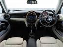 MINI クーパーS 禁煙車 本革シート シートヒーター ハーマンカードンスピーカー 衝突軽減ブレーキ 前車接近警告 ドライブモード HDDナビ バックカメラ LEDヘッドライト(4枚目)