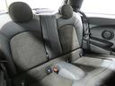 リアシートも良好な状態です。