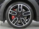 ジョンクーパーワークス　禁煙車　ＡＣＣ　衝突軽減ブレーキ　前車接近警告　パドルシフト　ヘッドアップディスプレイ　ＨＤＤナビ　バックカメラ　シートヒーター　パーキングアシスト（11枚目）