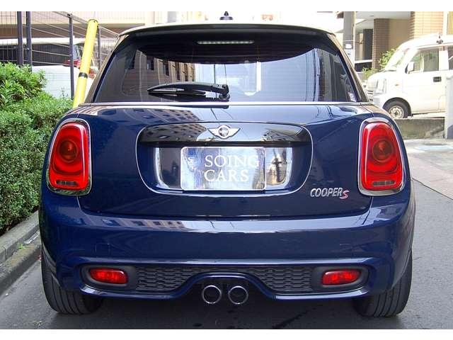 ＭＩＮＩ クーパーＳ　セブン　５ドア　特別仕様車　ワンオーナー　禁煙車　バックカメラ（4枚目）