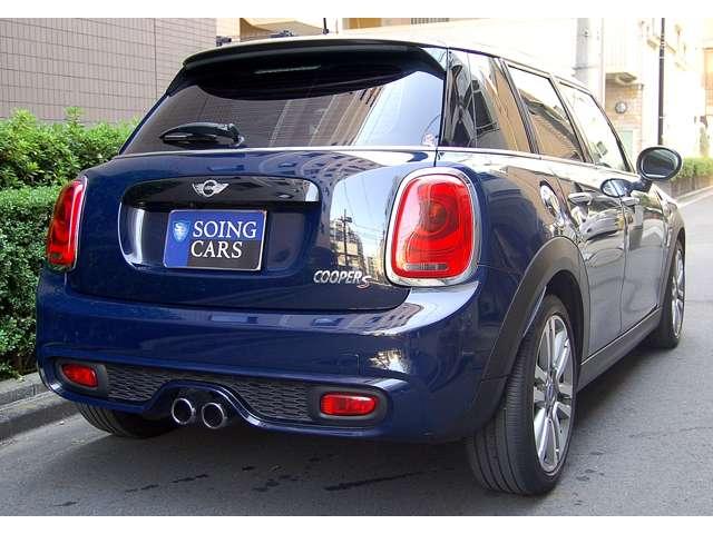 ＭＩＮＩ クーパーＳ　セブン　５ドア　特別仕様車　ワンオーナー　禁煙車　バックカメラ（5枚目）