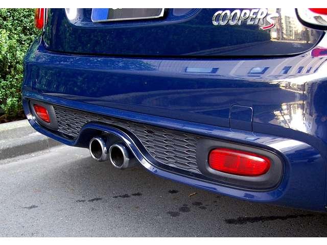 ＭＩＮＩ クーパーＳ　セブン　５ドア　特別仕様車　ワンオーナー　禁煙車　バックカメラ（28枚目）