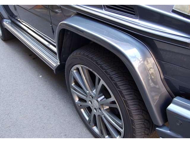 Ｇクラス Ｇ３５０　ブルーテック　ロング　ディーゼルターボ　４ＷＤ　ＢＲＡＢＵＳカスタム　２２ＡＷ　サイドマフラー　ファブリックシート　禁煙車（11枚目）