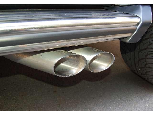Ｇクラス Ｇ３５０　ブルーテック　ロング　ディーゼルターボ　４ＷＤ　ＢＲＡＢＵＳカスタム　２２ＡＷ　サイドマフラー　ファブリックシート　禁煙車（13枚目）