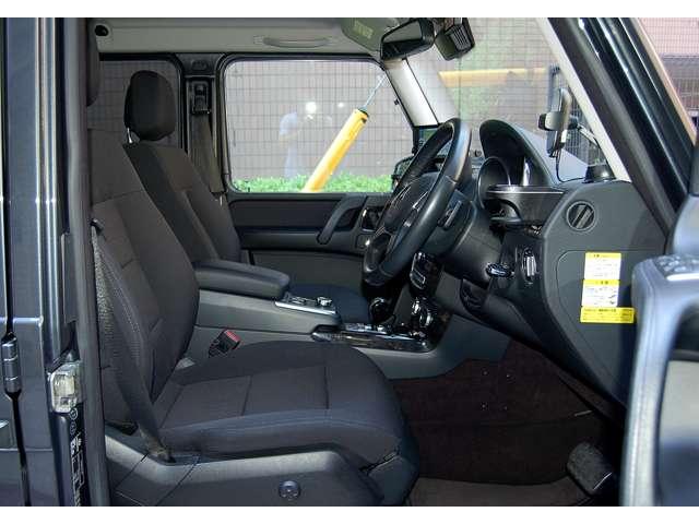 Ｇクラス Ｇ３５０　ブルーテック　ロング　ディーゼルターボ　４ＷＤ　ＢＲＡＢＵＳカスタム　２２ＡＷ　サイドマフラー　ファブリックシート　禁煙車（19枚目）