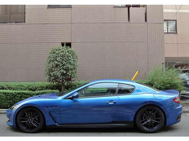 グラントゥーリズモ ＭＣ　ストラダーレ　カーボンＰＫＧ　ロベルタリフティング　２０ＡＷ（6枚目）