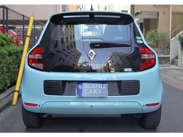 トゥインゴ インテンス　ワンオーナー　純正ナビＴＶ・バックカメラ　禁煙車（4枚目）